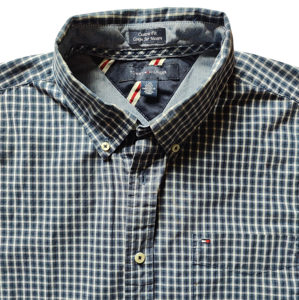 Tommy Hilfiger Custom Fit Plaid Navy Long Sleeve Casual Button Down Men's Shirt